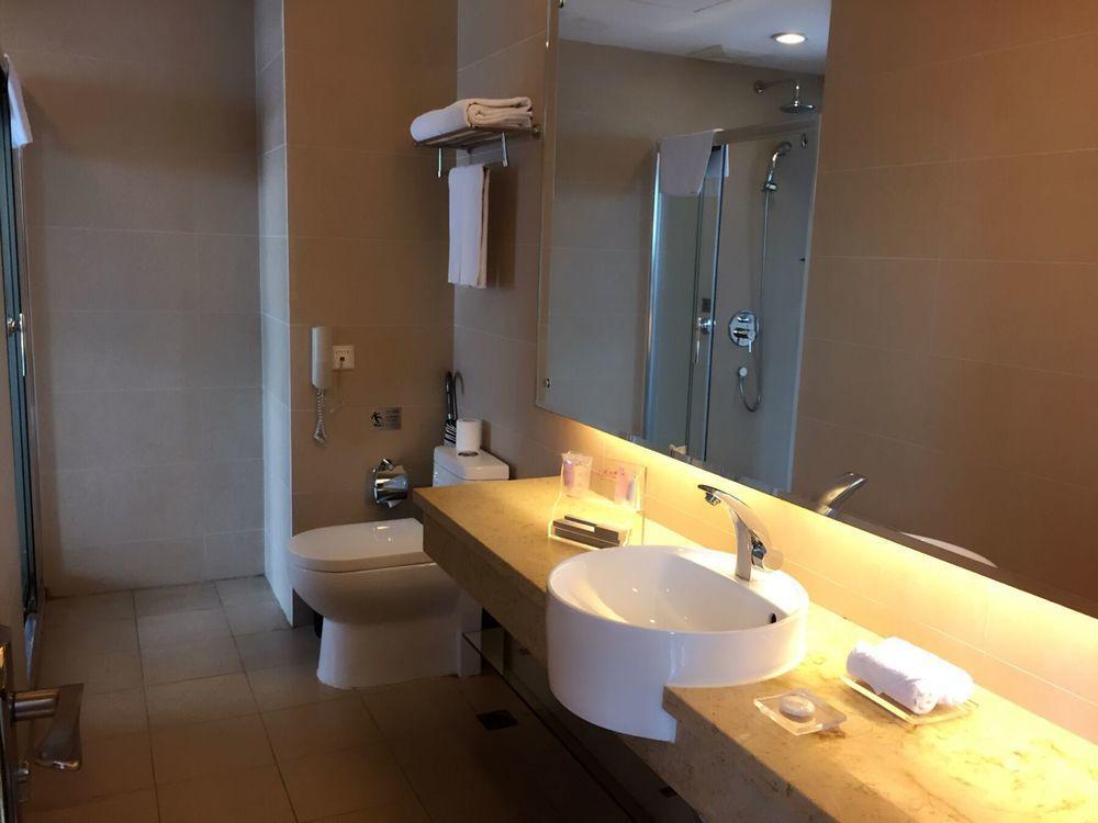 Guangzhou Bauhinia Hotel Kültér fotó